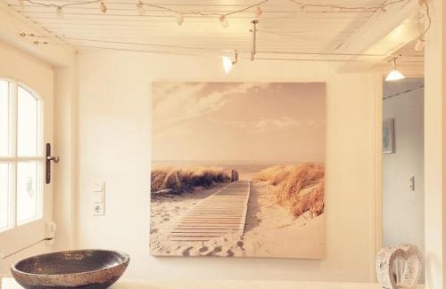 Norderfriedrichskoog Apartment | Exceptional Reetkate Kaltenhoern: Family-Friendly Retreat