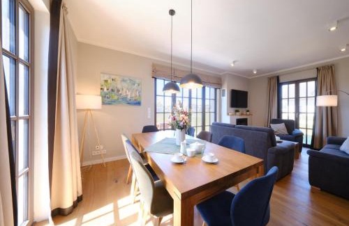 Dranske Villa | Elegant Reetland am Meer - Oceanfront Villa with Spa & Pool