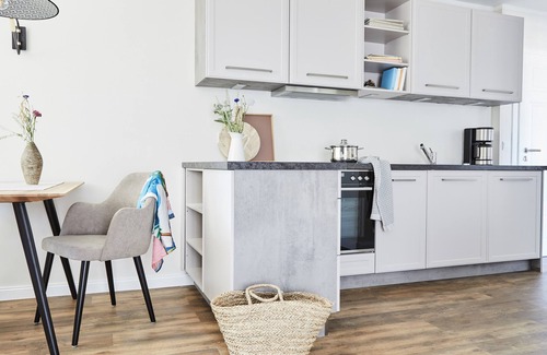 Ostseebad Prerow Apartment | Discover ReetTraum: Top-Rated with Family-Friendly Amenities