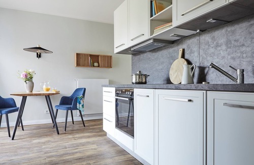 Ostseebad Prerow Apartment | Discover ReetTraum: Top-Rated with Family-Friendly Amenities