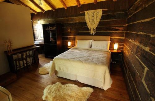 Rio Rufino House | Discover Refúgio Arati: Family-Friendly Oasis with Hot Tub