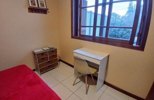 Jardim Isabel House | Explore Refúgio Arioli: Top Rated Stay with Dining Options