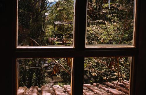 Ibiuna Villa | Pet-Friendly Getaway at Refúgio da Mata Ibiúna