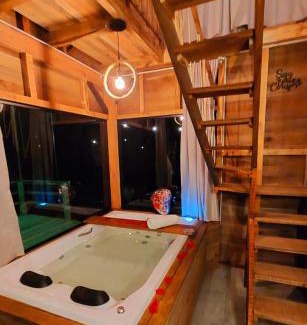 Anchieta Ski Chalet | Family-Friendly Escape at Refúgio das Cachoeiras