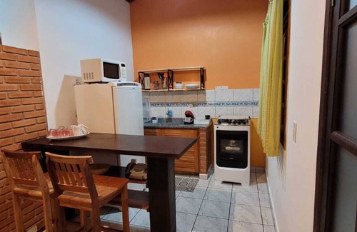 Sao Sebastiao Apartment | Inviting Refúgio de Camburi: Pet-Friendly with Pool & Spa