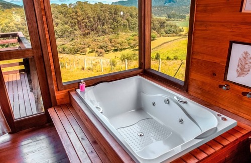 Urubici Hotel | Inviting Refúgio do Sol Campestre: Pool, Spa & Breakfast