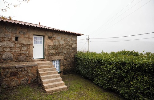 Bico House | Discover Refúgio dos Cartolas: Spa, Pool & Family-Friendly