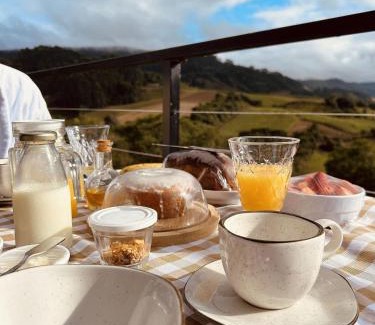 Leoberto Leal House | Refúgio dos Lobos ao Lado de Alfredo Wagner - SC