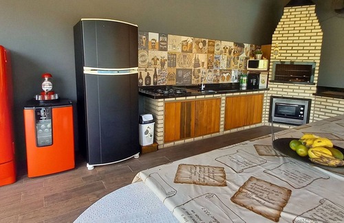Alfredo Wagner Cabin | Escape to Refúgio dos Pinheiros with Ocean Views & Spa