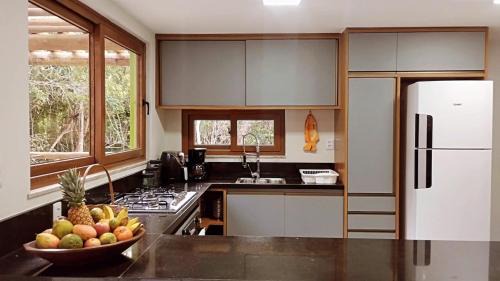Itacimirim Villa | Refúgio Ecologico Completo com Cozinheira excelente incluida