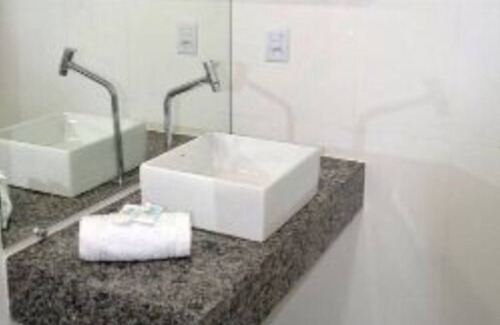 Capitolio Hotel | Discover Hotel Escarpas do Lago Capitólio with Pool & Breakfast