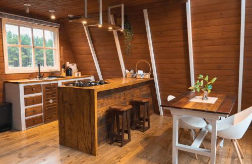 Cambara do Sul Ski Chalet | Pet-Friendly Getaway at Refúgio Fortaleza - Cabana Amora