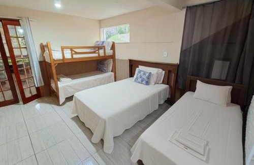 Santa Rita de Jacutinga House | Comfortable Central Apartment with Pool and Breakfast Included