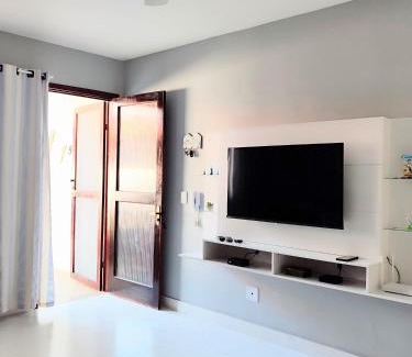 Pero Apartment | Beachfront Haven: Poolside Retreat at Refúgio Peró