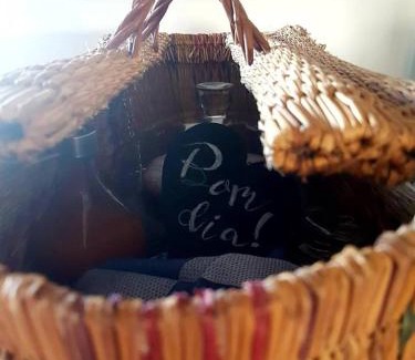 Feteira Apartment | Inviting Refúgio: Family-Friendly Stay with Pool Access