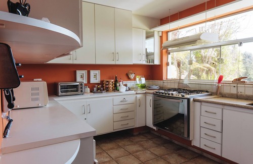 Vila Inglesa Villa | Refúgio Ultramor: Your Ideal Mountain Retreat Awaits