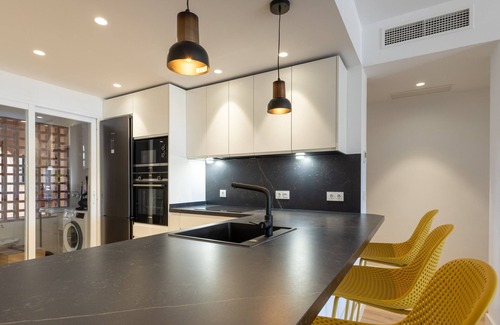 New Golden Mile Apartment | Ref. 421409