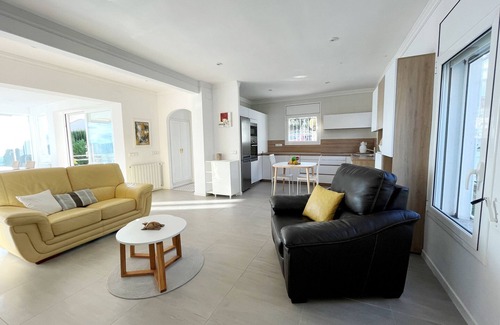 El Mas Fumats Villa | Idyllic Villa with Pool & Sea Views - Perfect Family Getaway