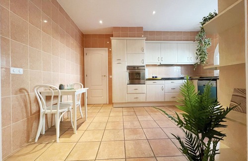 El Mas Fumats Villa | Top-Rated Ibi06: Enjoy Poolside Bliss and Family Comfort
