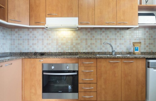 L'Escala House | Cozy Teranyina House with Private Pool for Families