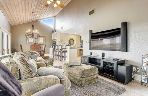 Spicewood House | Panoramic Paradise on Lake Travis with Boat Launch & Spa