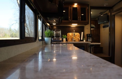 Wilder Apartment | Reflections in Paradise RV