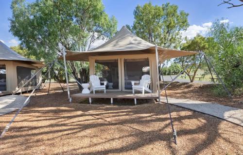Keepit Hotel | Family-Friendly Reflections Lake Keepit - Holiday Park Getaway