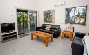 Moonee Beach Resort | Enjoy Oceanfront Bliss at Reflections Moonee Beach Park