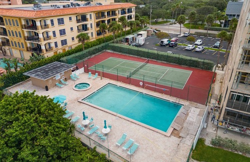 Indian Rocks Beach Condo | Oceanfront Retreat at Reflections on the Gulf by VTrips II