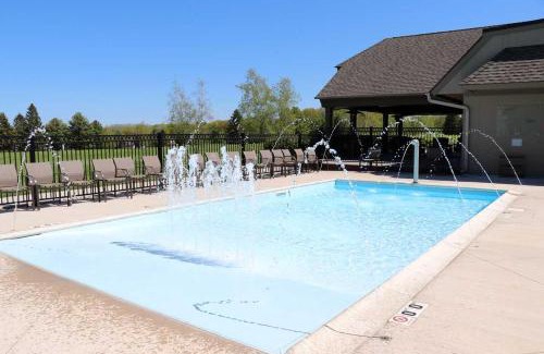 Birchwood Farms House | Experience Reflections: Family-Friendly with Pool & Hot Tub