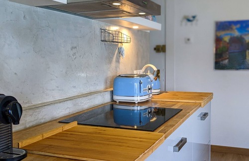 Doussard Apartment | Discover Reflet Bleu By the Lake: Family-Friendly Stay