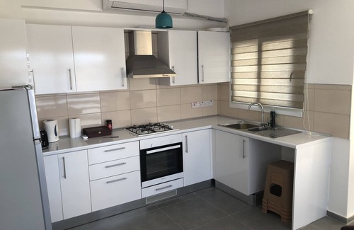 North Nicosia Apartment | Convenient Reflex Apartment with Spa and Breakfast Access
