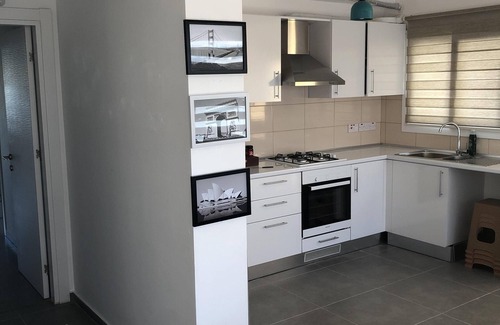 North Nicosia Apartment | Convenient Reflex Apartment with Spa and Breakfast Access