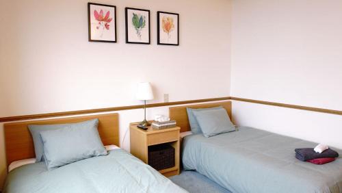 Akakura Onsen Hotel | Experience Comfort at Refre Hotel with Hot Tub & Breakfast