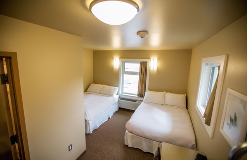 Saskatoon Downtown Hotel | Welcoming Refresh Inn & Suites: Rated 8.4 with Key Amenities
