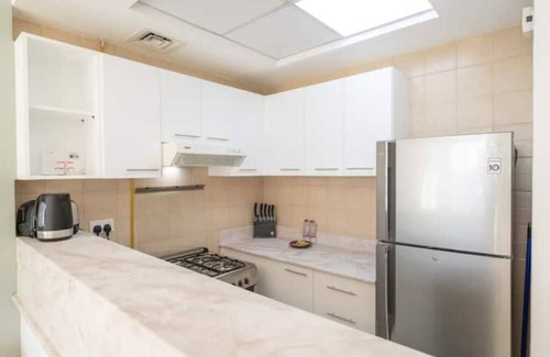 Business Bay Apartment | Elegant 5-Star Studio in Downtown Dubai with Breakfast