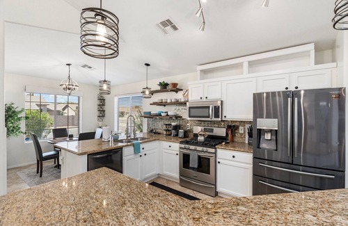 Chandler House | Chandler Resort Living: Pool, Golf Views & Top-Rated Stay