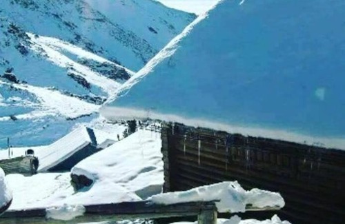 Potrerillos Ski Chalet | Family-Friendly Retreat at Refu Denahi with Kitchen Access