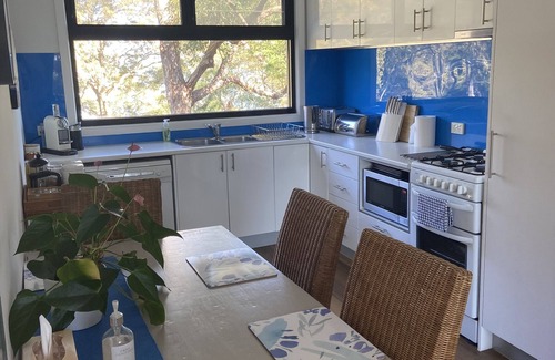 Clareville Apartment | Idyllic Refuge Cove on Pittwater with Oceanfront Pool