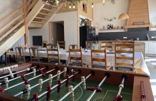 Blomard House | Family Haven in Blomard with Pool and Play Area