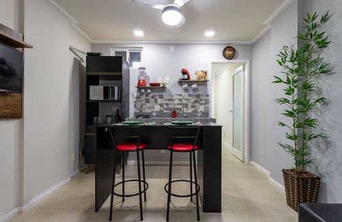 Copacabana Apartment | Perfect Getaway in Copacabana for 4 | Oceanfront Stay