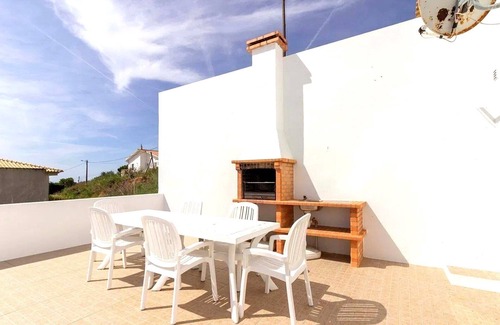 Vila do Bispo House | Refuge of Raposeira.