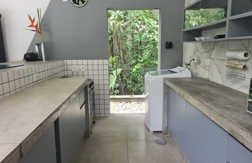 Guaratuba House | Secluded Beach Retreat at Guaratuba with Oceanfront Spa