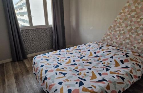 Saint-Lo Apartment | Chic Urban Retreat with Balcony for Families