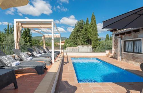 Lloseta Villa | Beautiful Refugi De Les Aguiles: Oceanfront Family Retreat