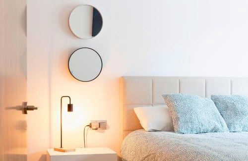 Arinsal Apartment | Pet-Friendly AndBnB: Terrace, Parking & 10/10 Guest Score