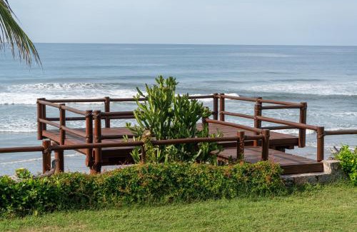 Zihuatanejo de Azueta House | Oceanfront Retreat at Refugio de Piedra - Troncones