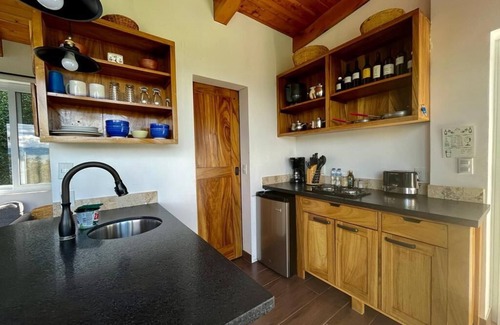 San Pedro La Laguna Cabin | Relax at Refugio del Volcan with Oceanfront Amenities