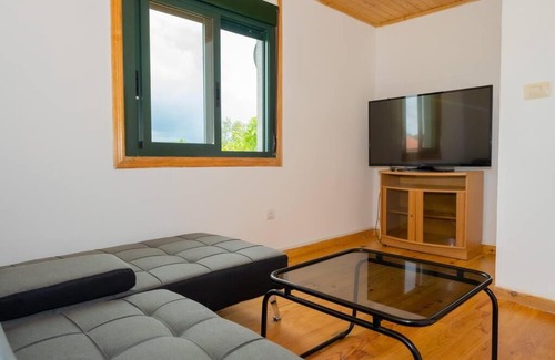 Parada de Sil Ski Chalet | Magical Refugio do Sil: A Family-Friendly Retreat