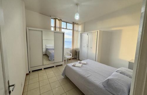 Dois de Julho Apartment | Seaside Retreat in Salvador - Family-Friendly Stay Awaits